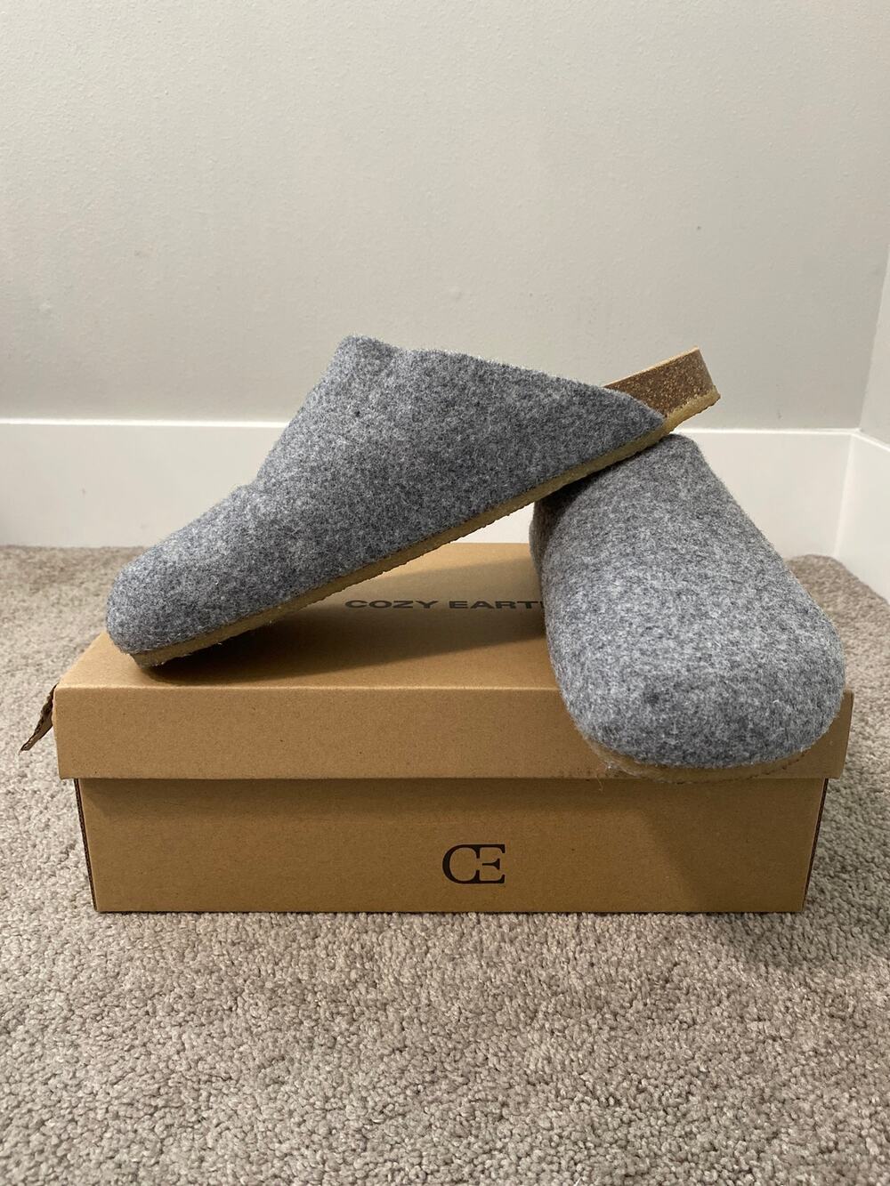 New Cozy Earth Lakehouse Clog Charcoal Men’s Size 11